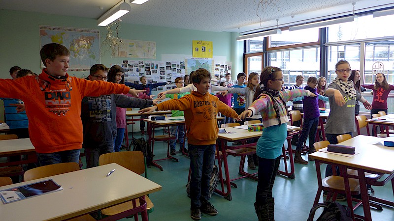 ...und brachte dabei ordentlich Bewegung in den Klassenraum.